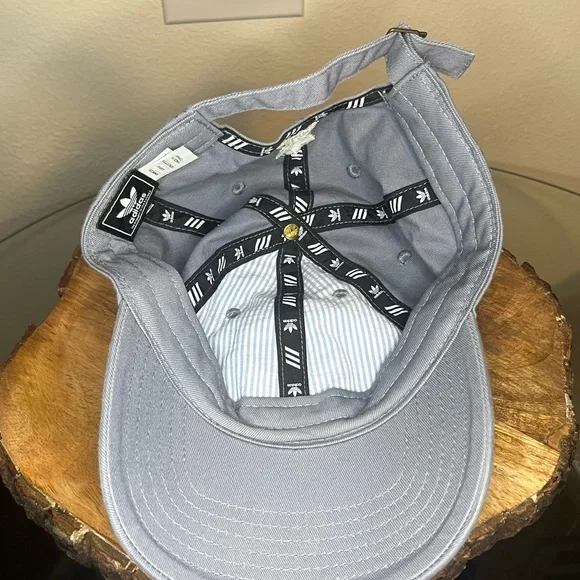 adidas Sporty Hat - Picture 3 of 5